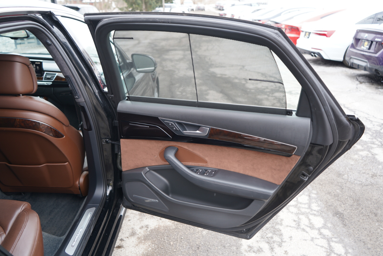 Audi A8 L 4dr Sdn 4.0T Sport 2016