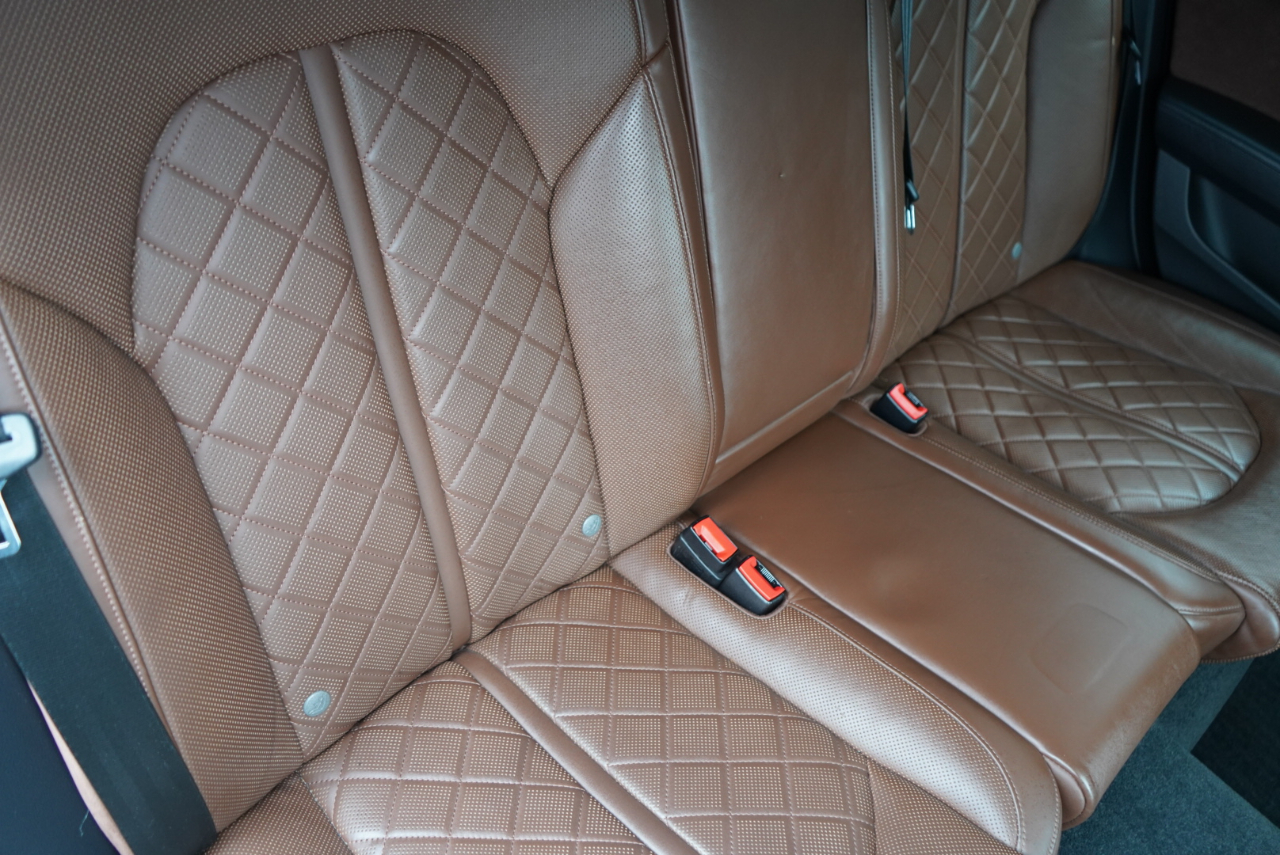 Audi A8 L 4dr Sdn 4.0T Sport 2016