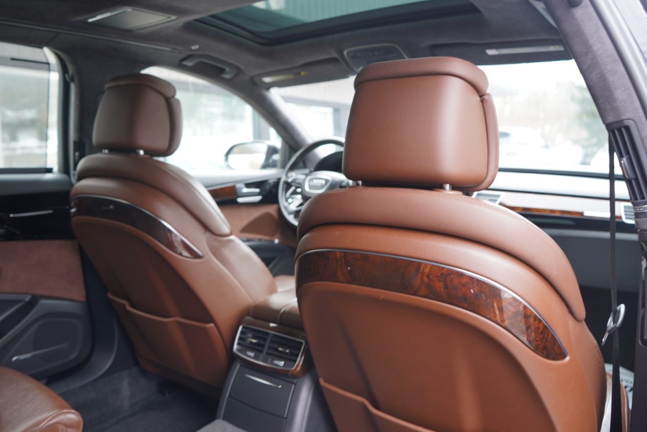 Audi A8 L 4dr Sdn 4.0T Sport 2016