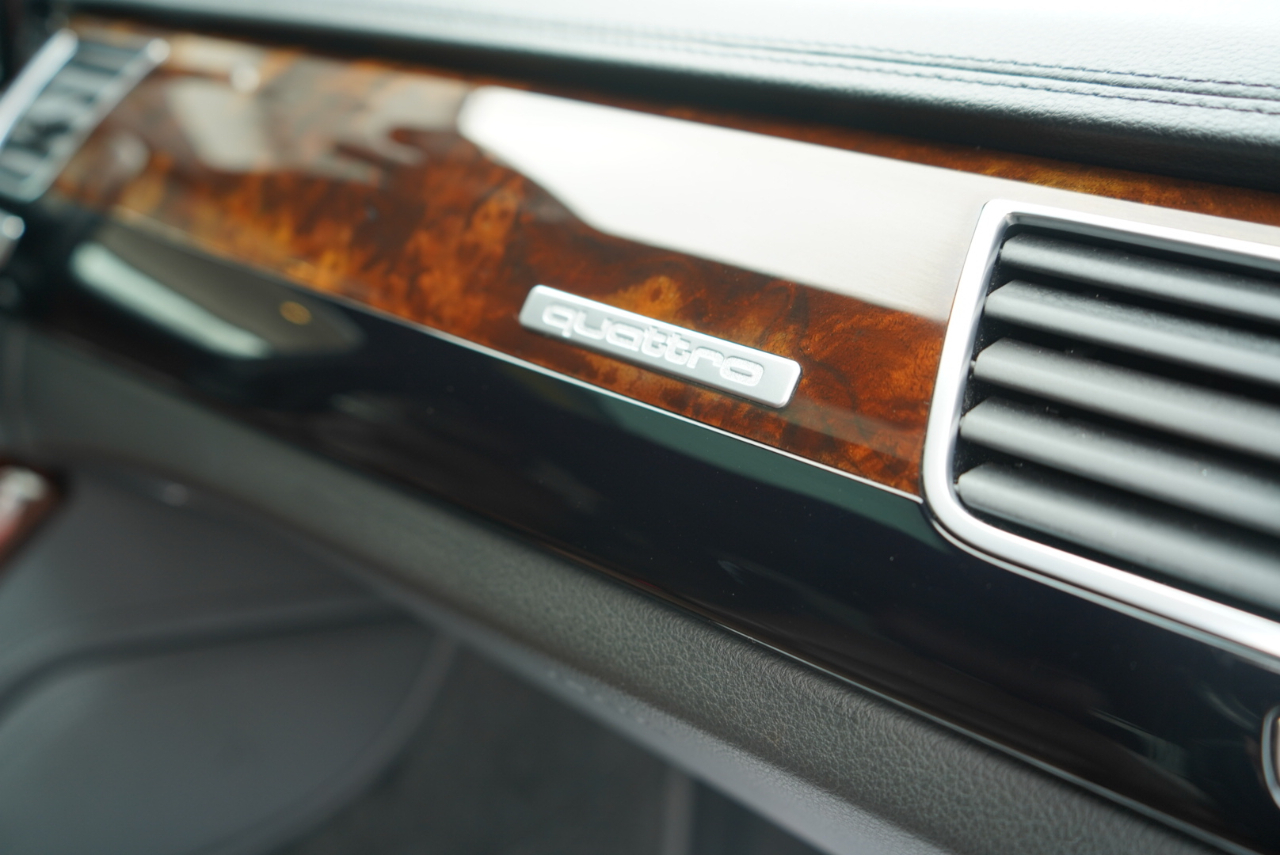 Audi A8 L 4dr Sdn 4.0T Sport 2016