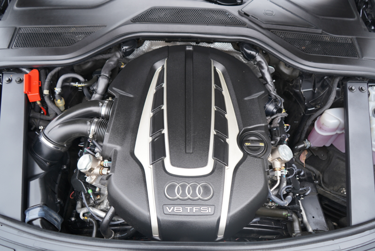 Audi A8 L 4dr Sdn 4.0T Sport 2016