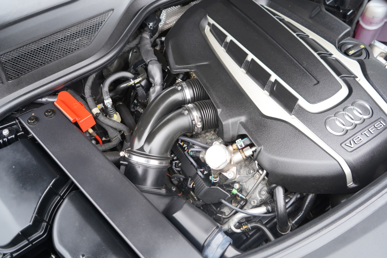 Audi A8 L 4dr Sdn 4.0T Sport 2016