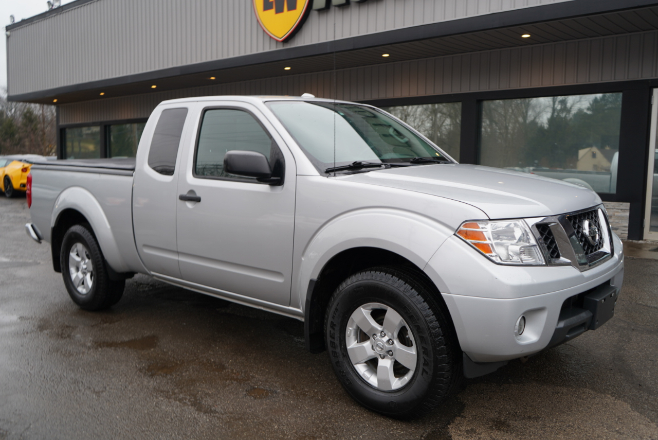 Nissan Frontier 4WD King Cab Auto SV 2013