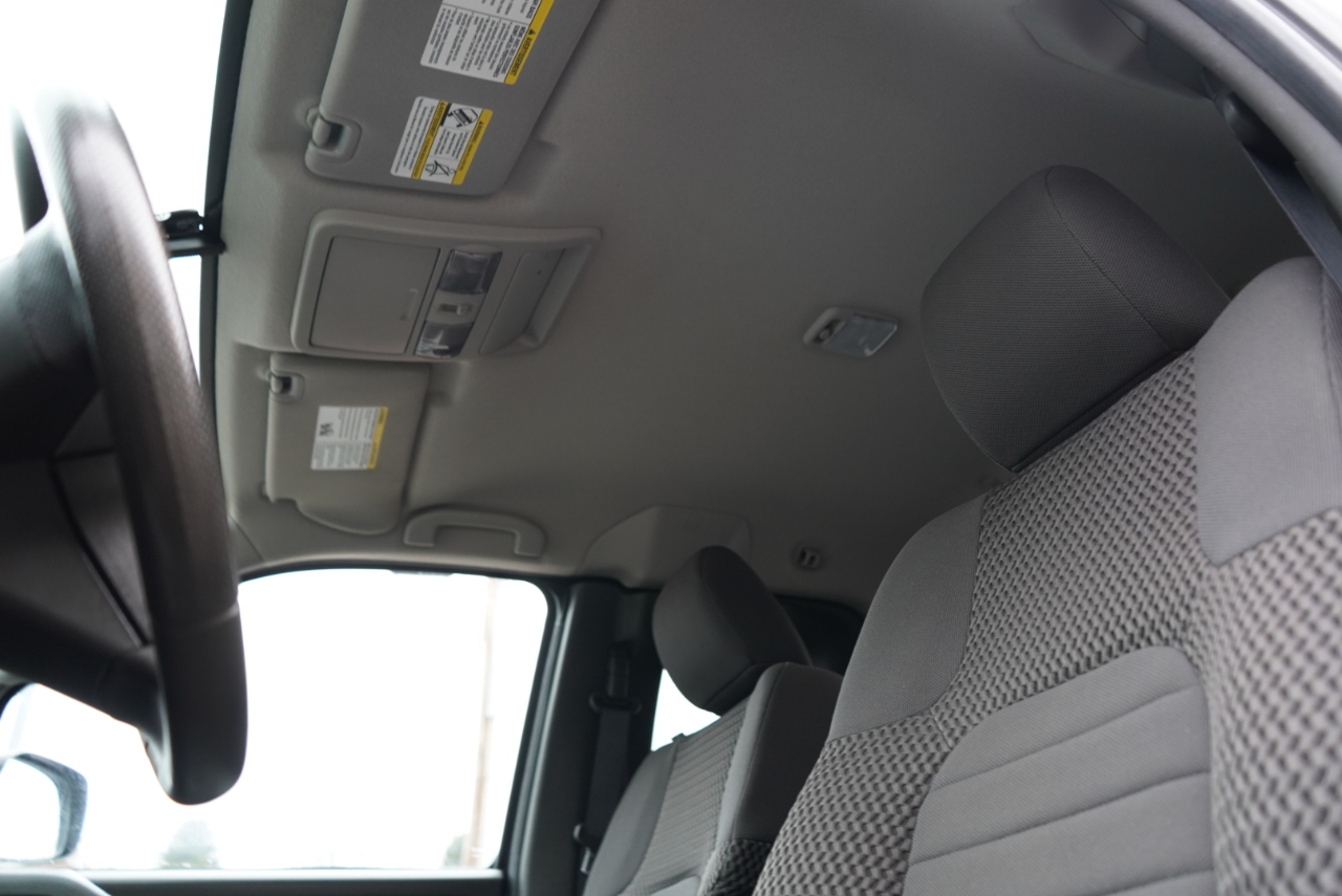 Nissan Frontier 4WD King Cab Auto SV 2013