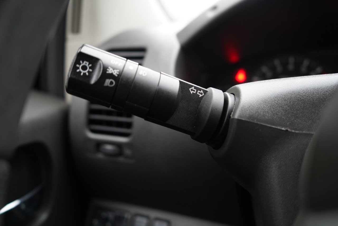 Nissan Frontier 4WD King Cab Auto SV 2013