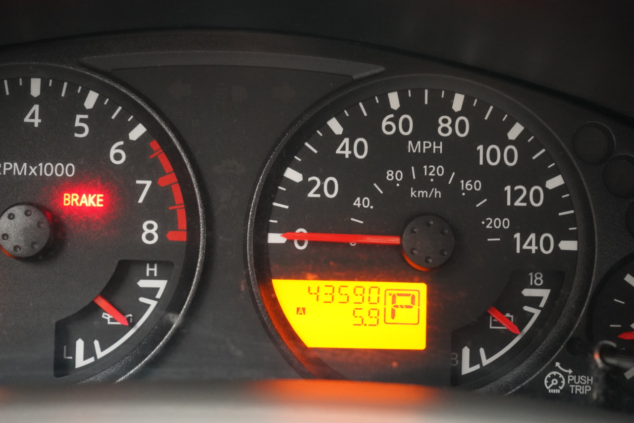 Nissan Frontier 4WD King Cab Auto SV 2013