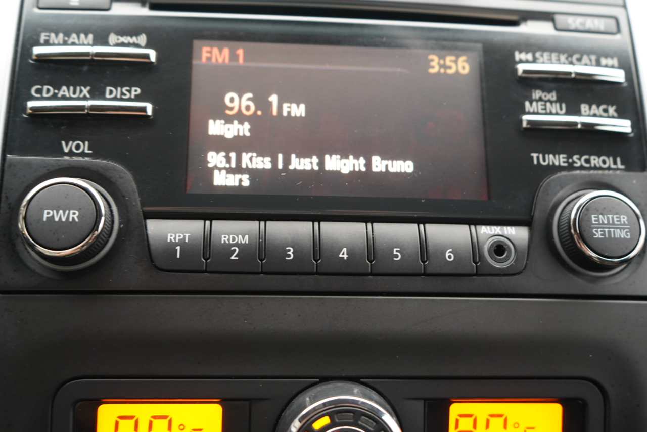 Nissan Frontier 4WD King Cab Auto SV 2013