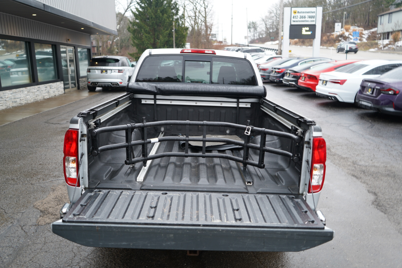 Nissan Frontier 4WD King Cab Auto SV 2013