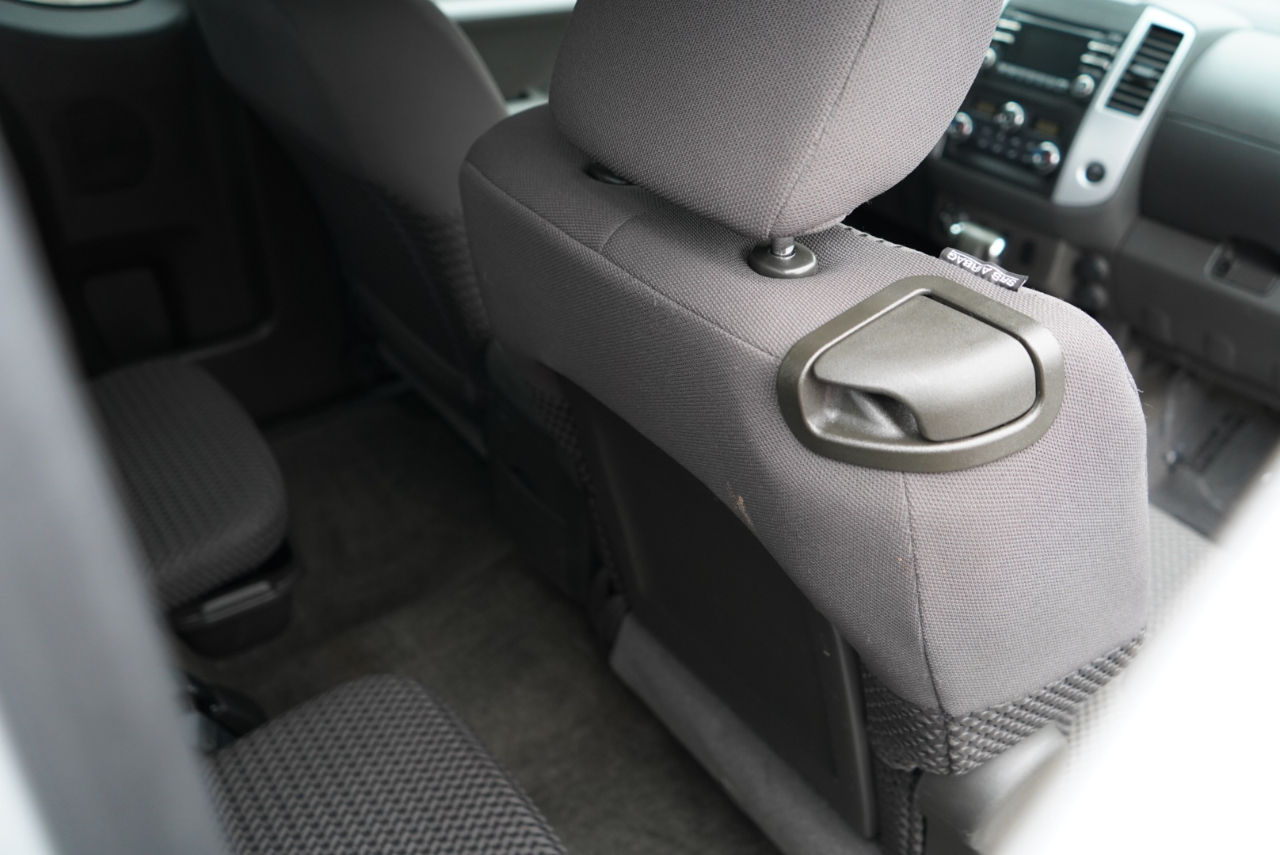 Nissan Frontier 4WD King Cab Auto SV 2013