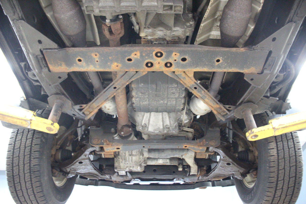 Nissan Frontier 4WD King Cab Auto SV 2013