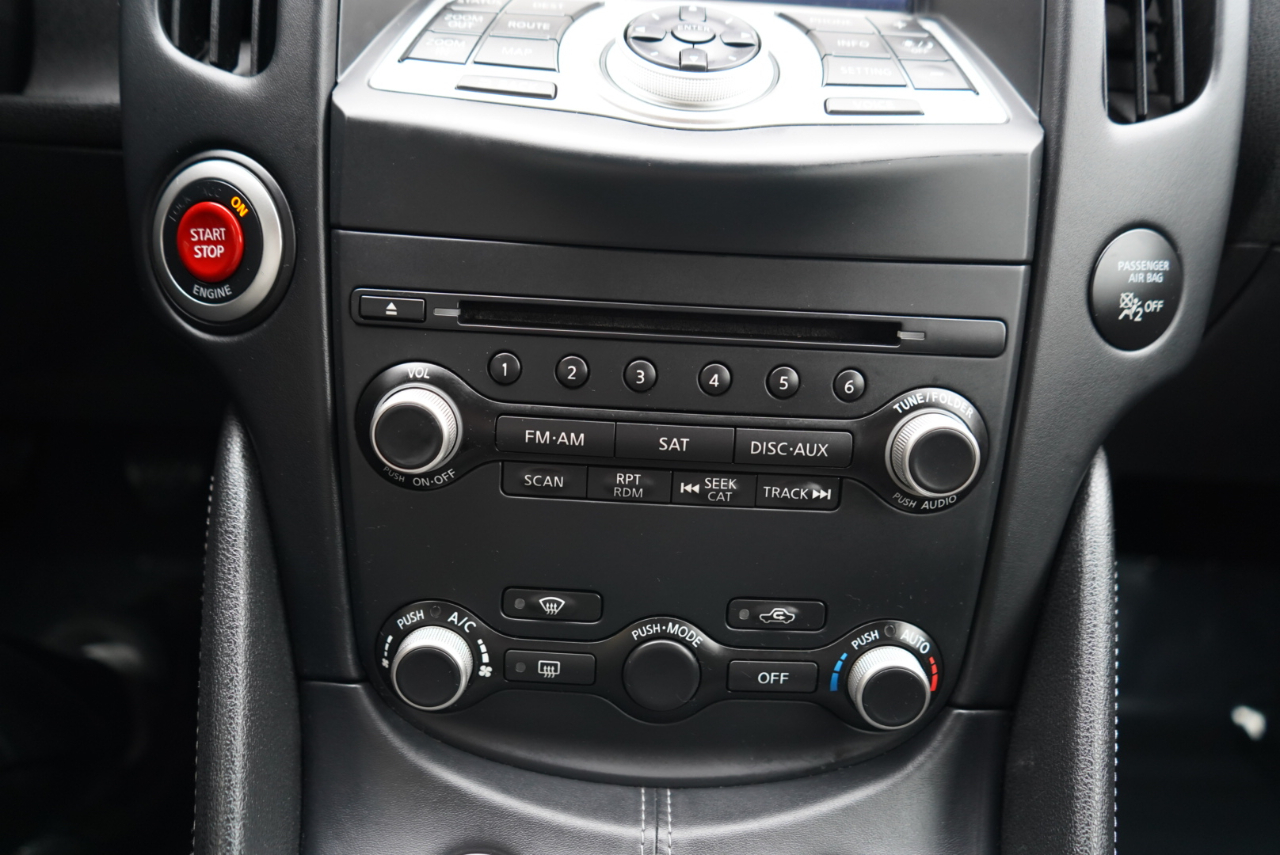 Nissan 370Z 2dr Cpe Manual Sport Tech 2016