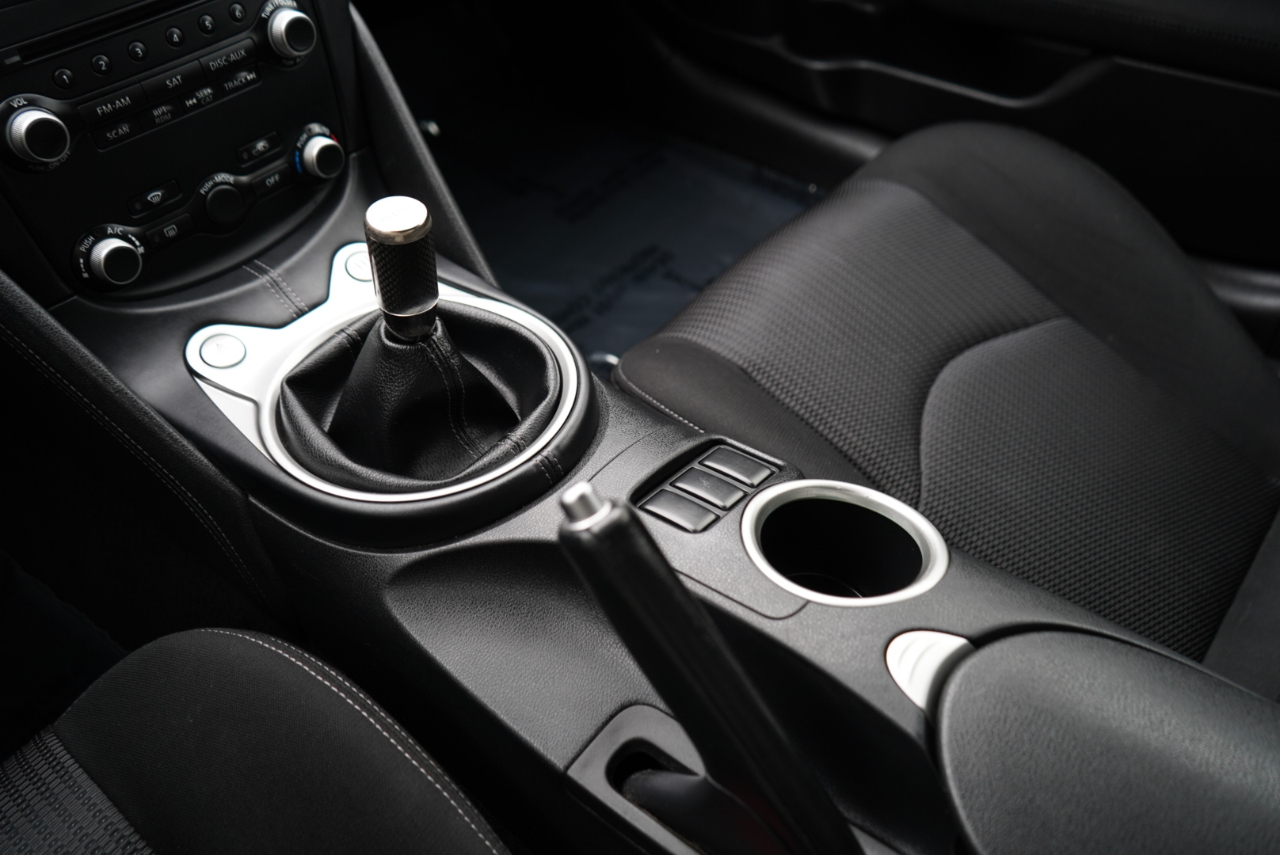 Nissan 370Z 2dr Cpe Manual Sport Tech 2016