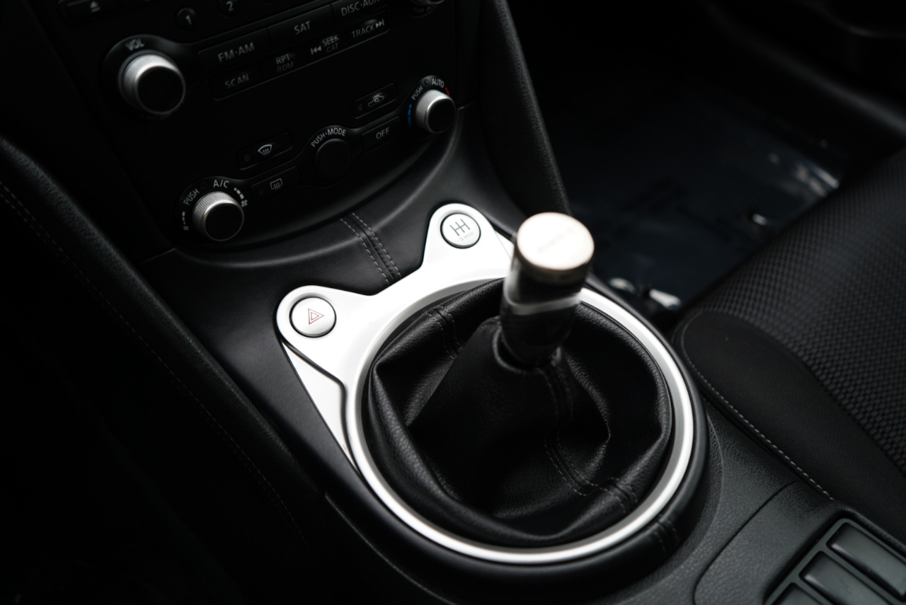 Nissan 370Z 2dr Cpe Manual Sport Tech 2016