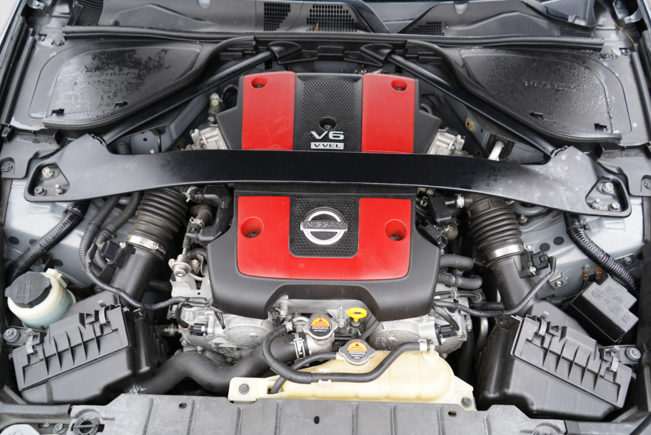 Nissan 370Z 2dr Cpe Manual Sport Tech 2016