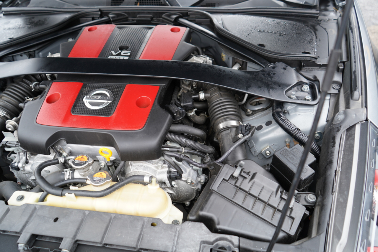 Nissan 370Z 2dr Cpe Manual Sport Tech 2016