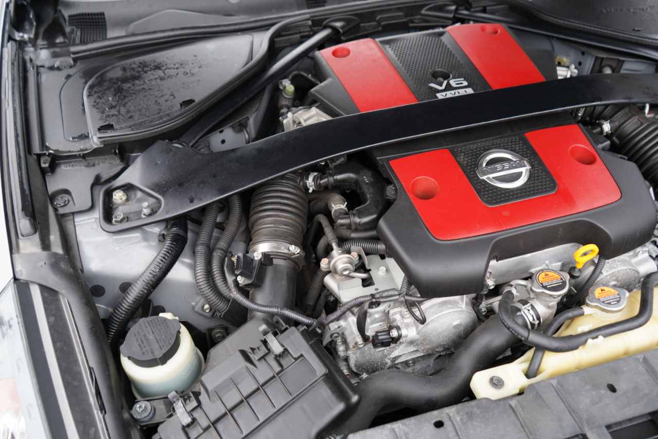 Nissan 370Z 2dr Cpe Manual Sport Tech 2016