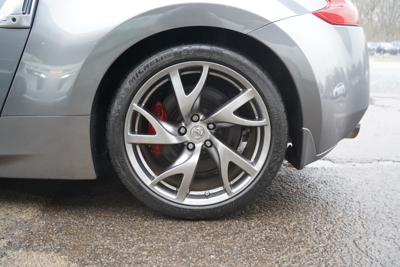 Nissan 370Z 2dr Cpe Manual Sport Tech 2016