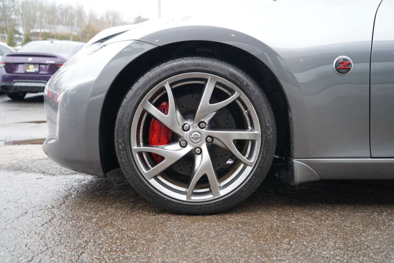 Nissan 370Z 2dr Cpe Manual Sport Tech 2016