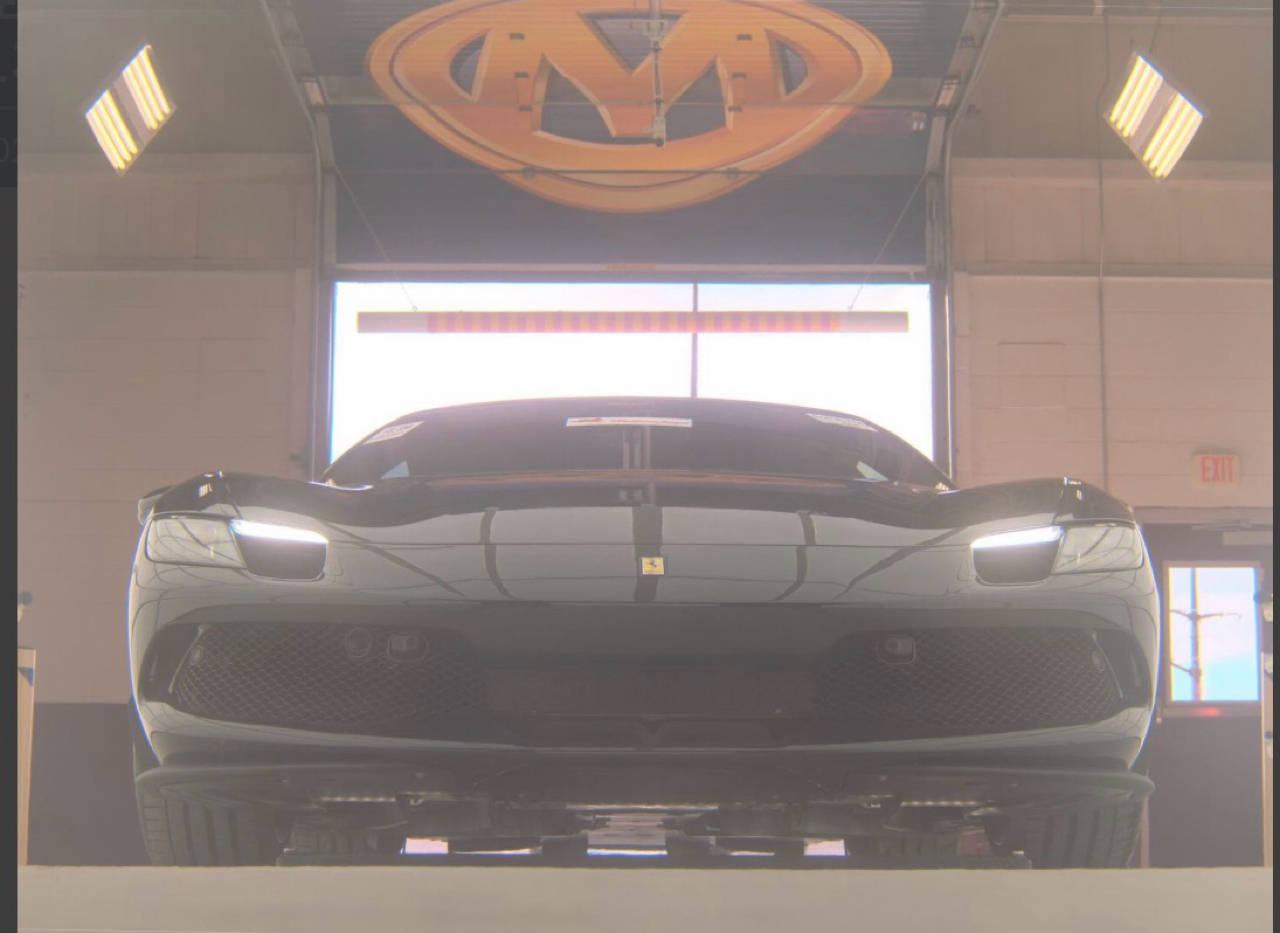 Ferrari 296 GTB Coupe 2024