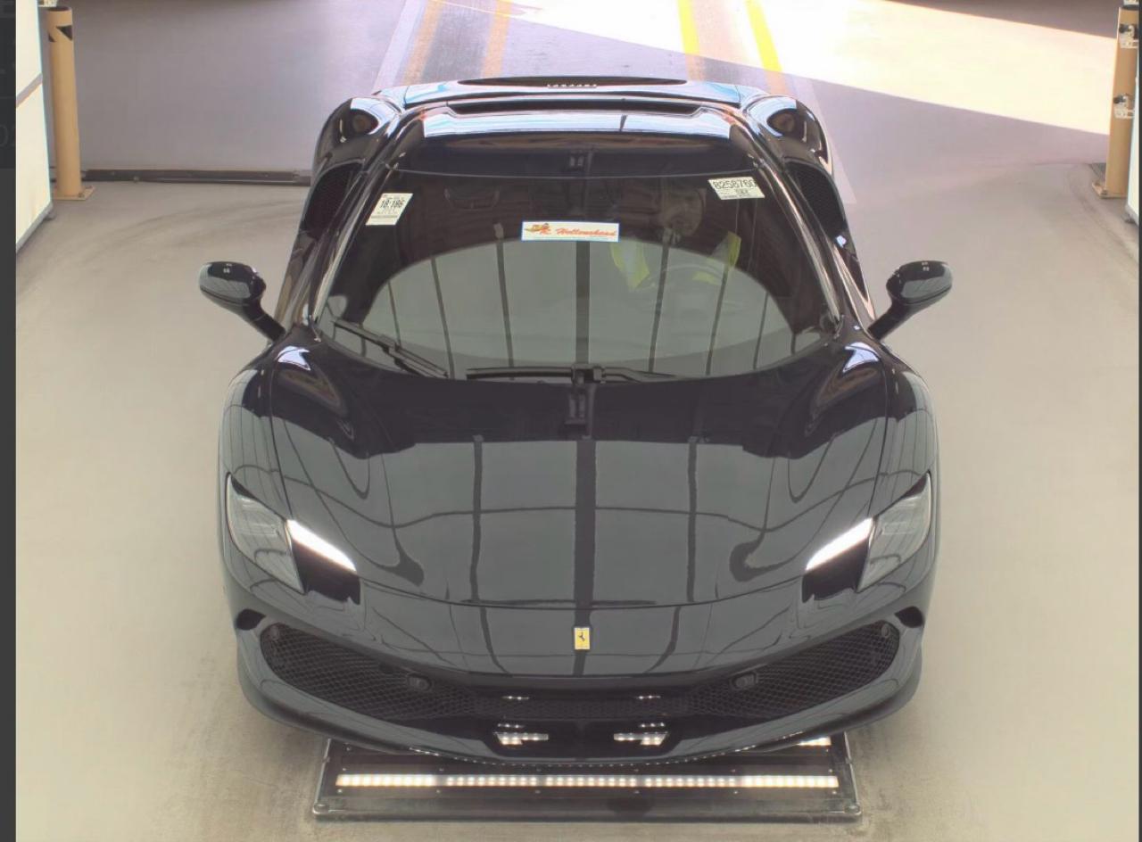 Ferrari 296 GTB Coupe 2024