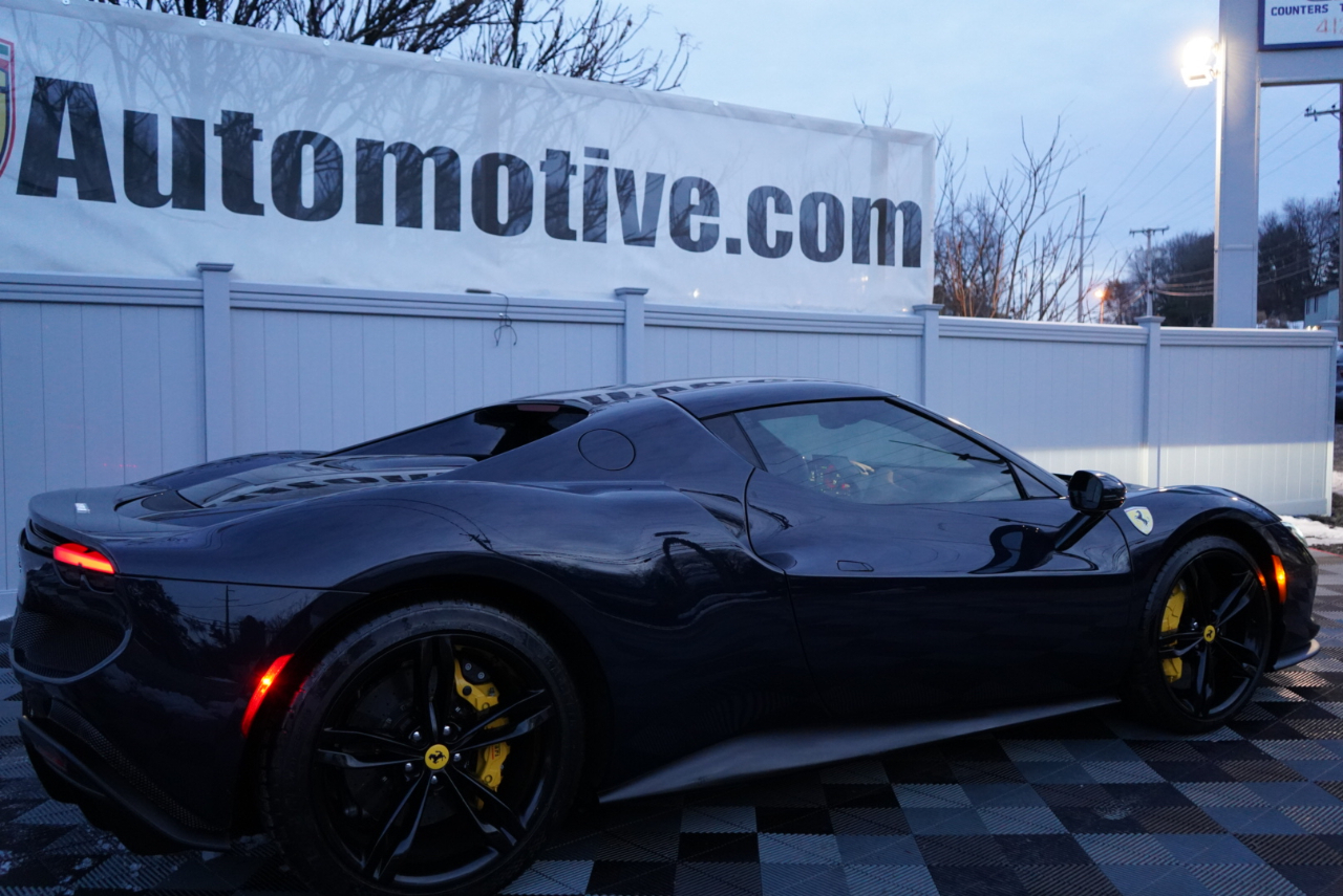 Ferrari 296 GTB Coupe 2024