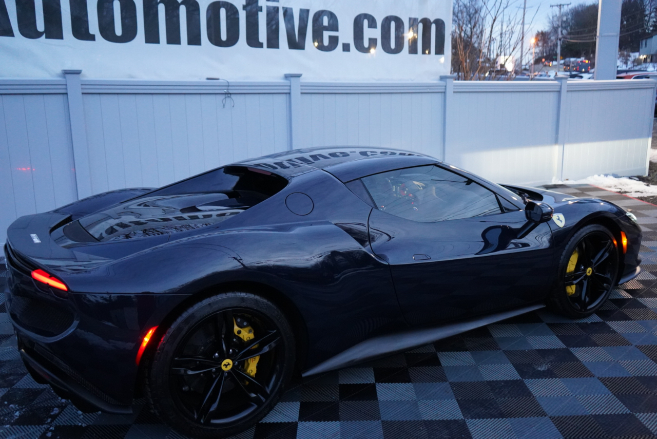 Ferrari 296 GTB Coupe 2024