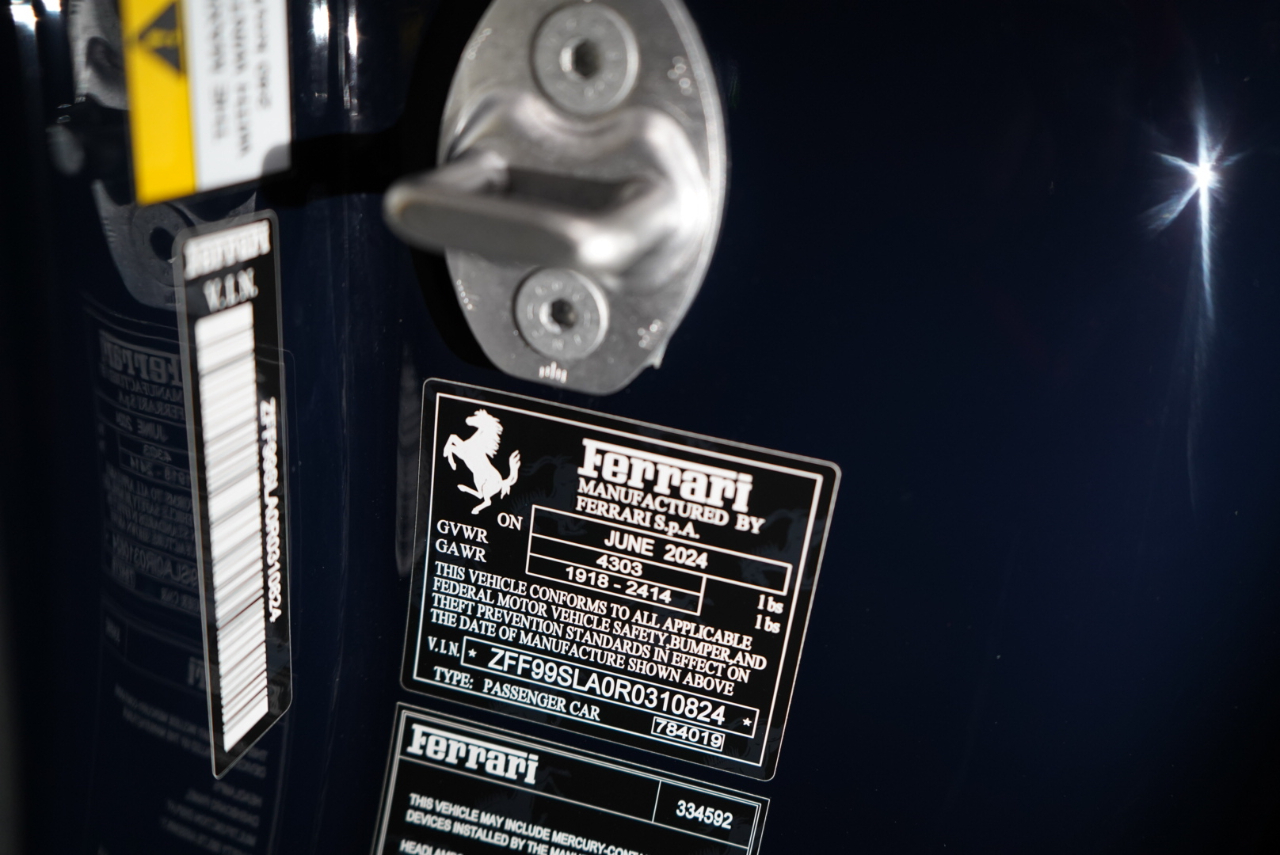 Ferrari 296 GTB Coupe 2024