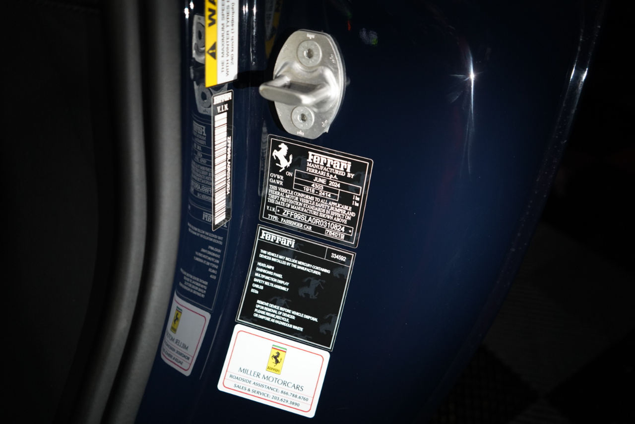 Ferrari 296 GTB Coupe 2024