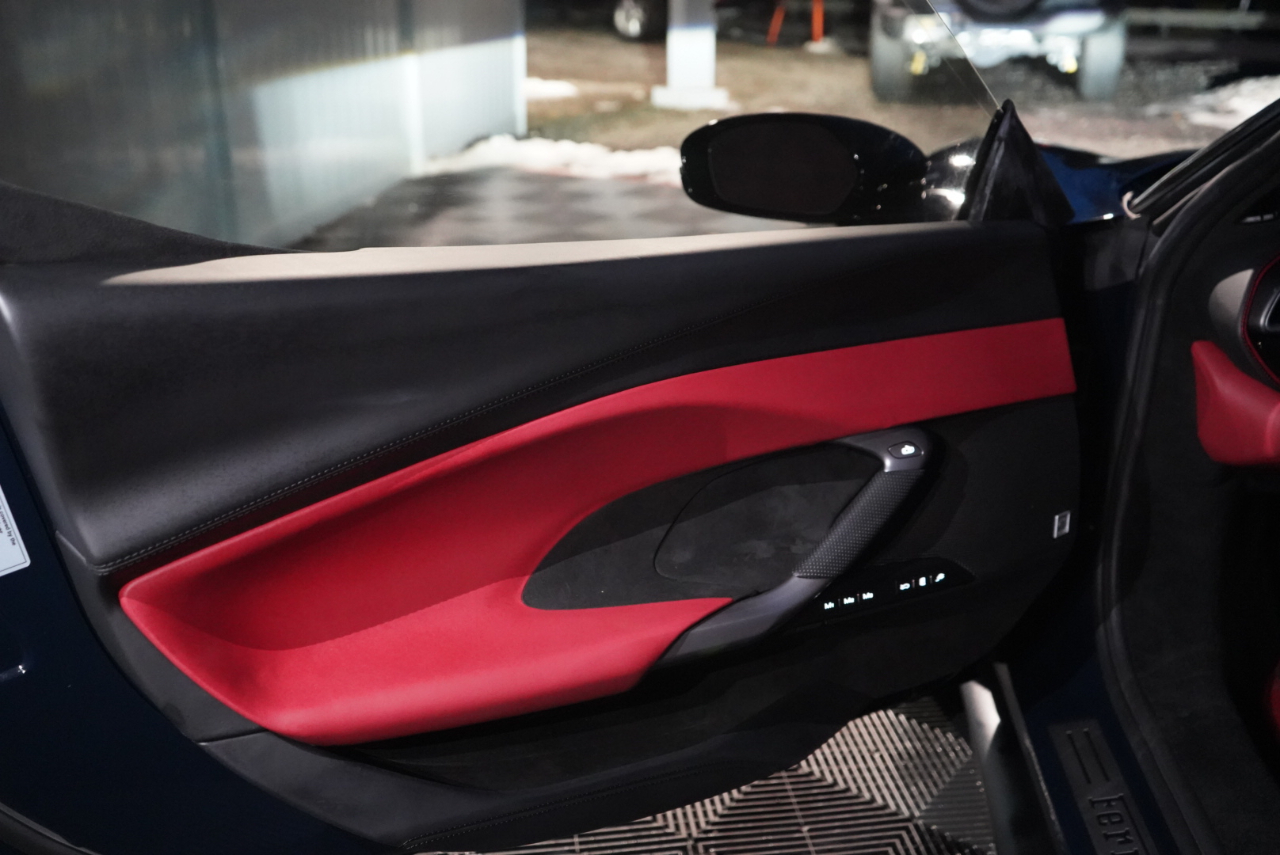 Ferrari 296 GTB Coupe 2024