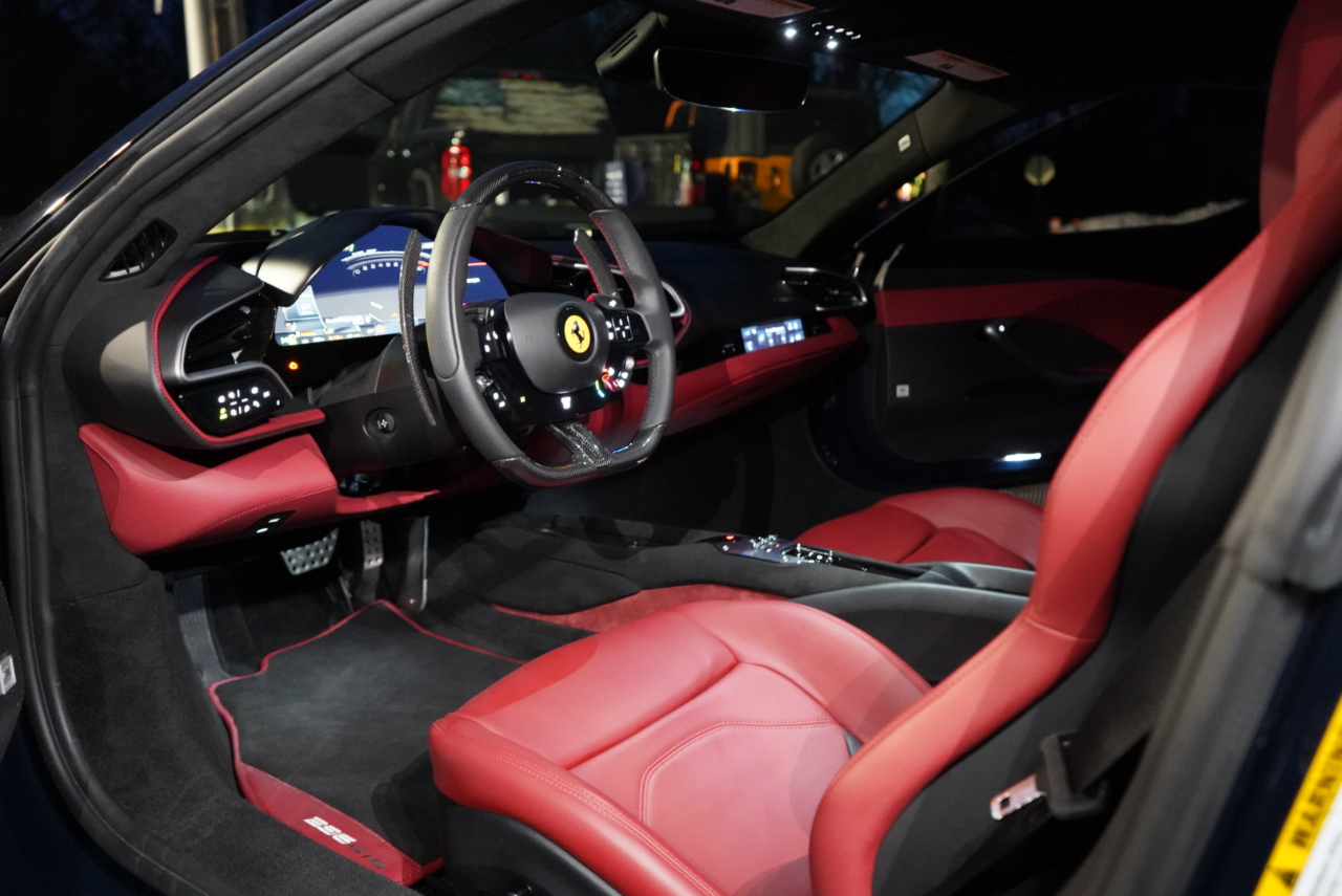 Ferrari 296 GTB Coupe 2024