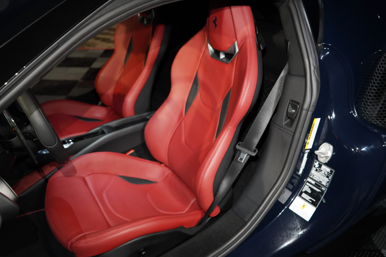 Ferrari 296 GTB Coupe 2024