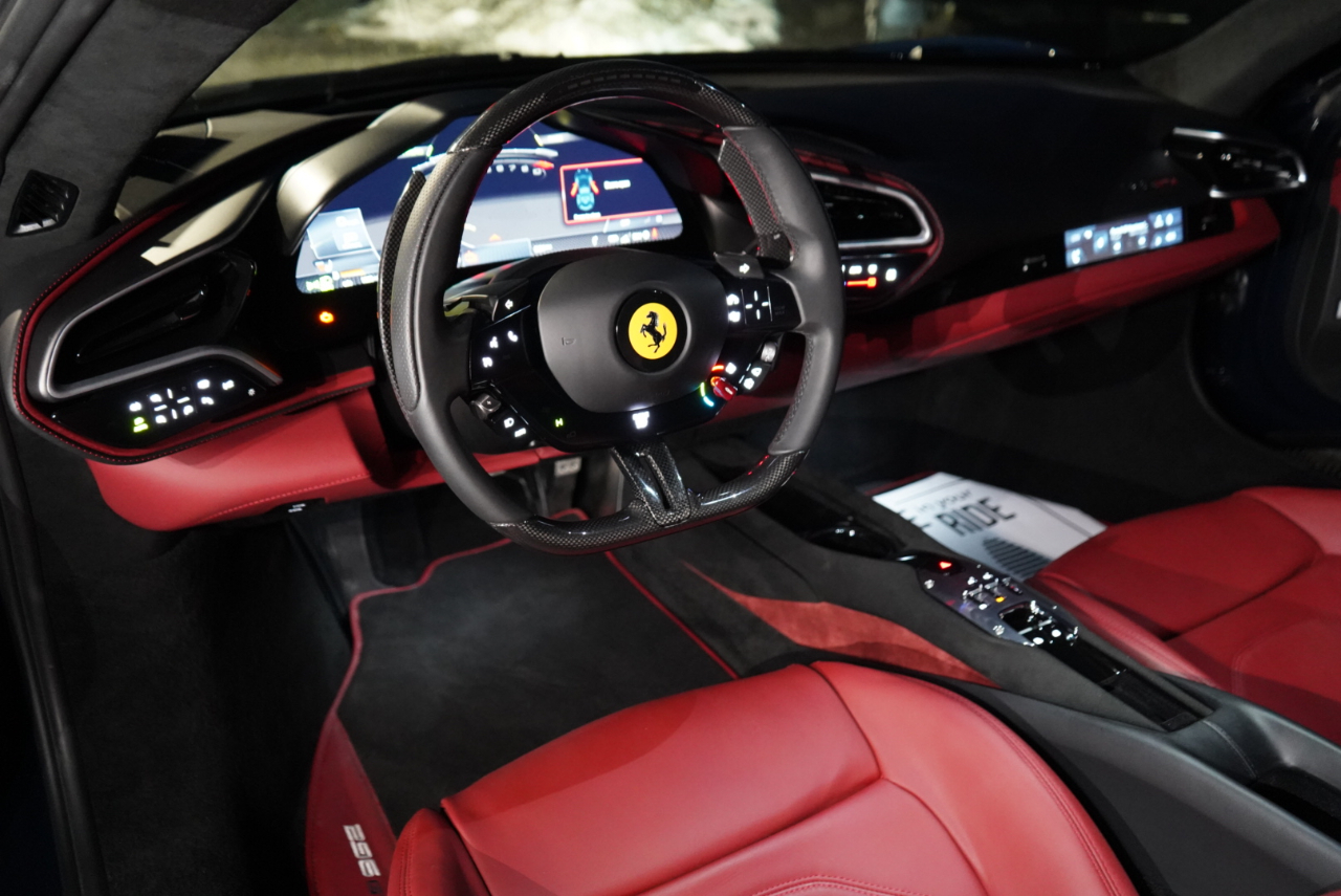 Ferrari 296 GTB Coupe 2024