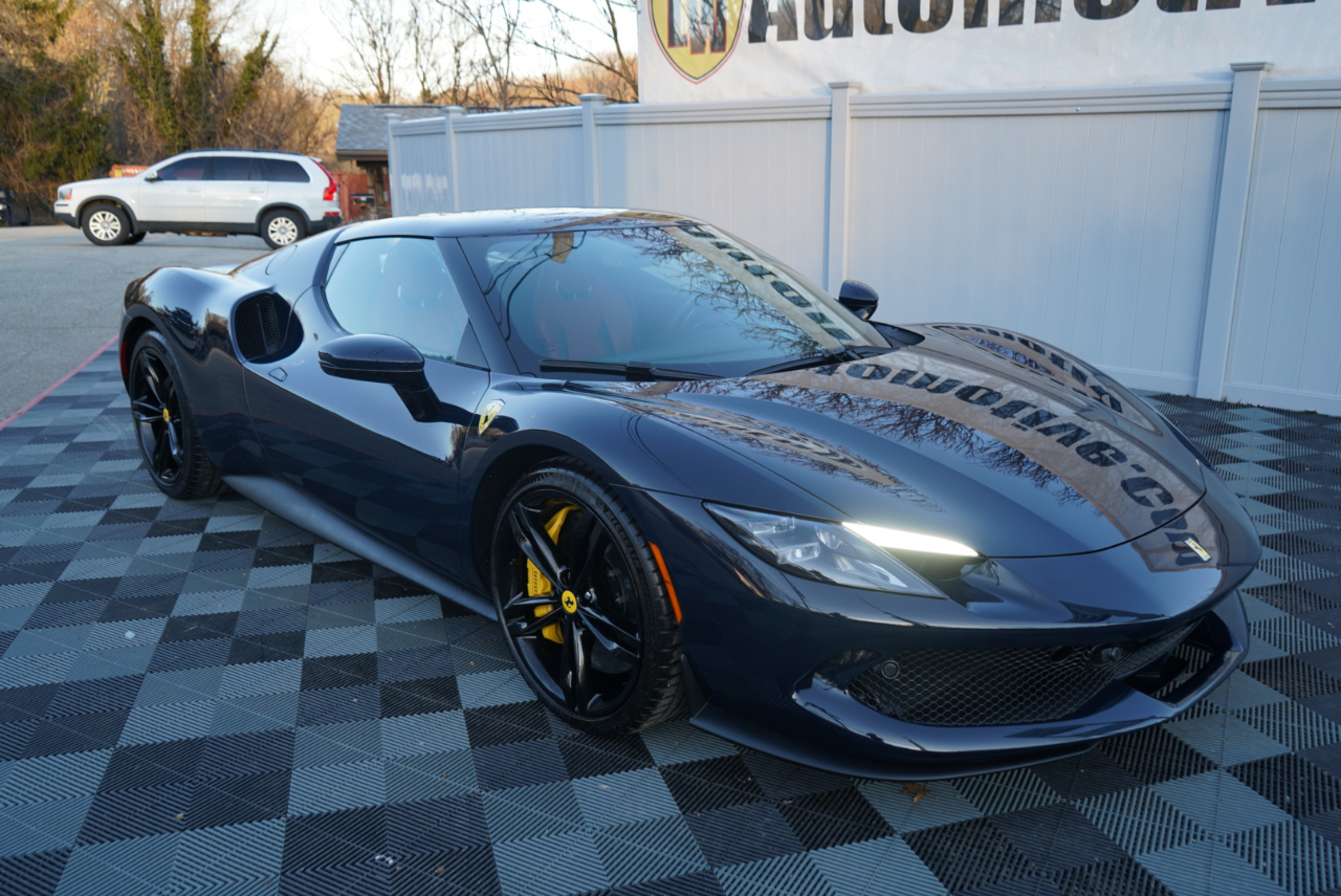 Ferrari 296 GTB Coupe 2024
