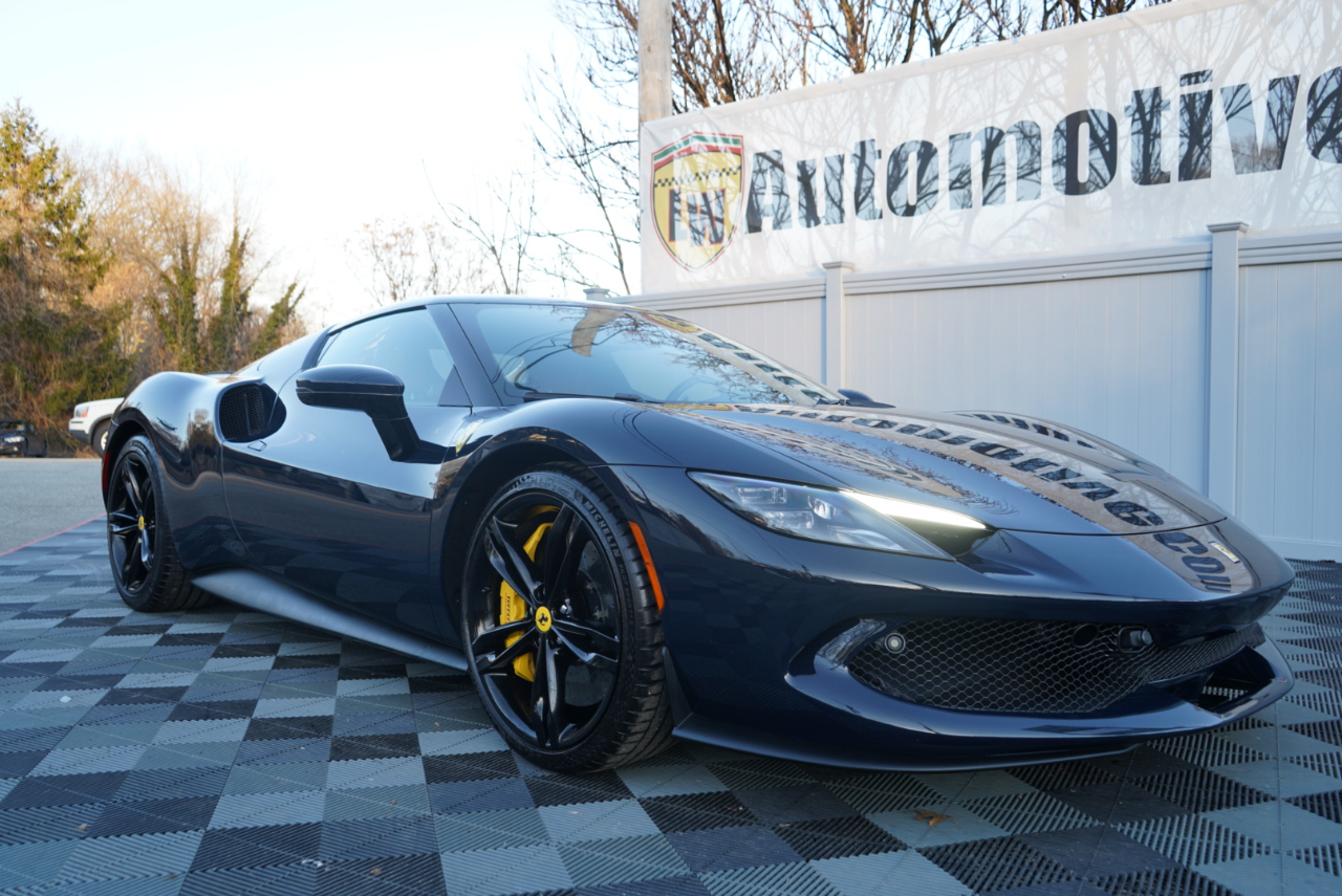 Ferrari 296 GTB Coupe 2024