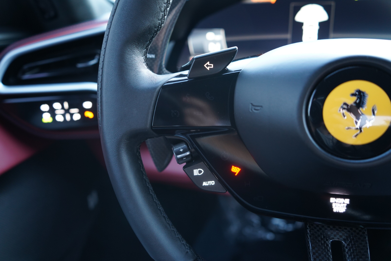 Ferrari 296 GTB Coupe 2024