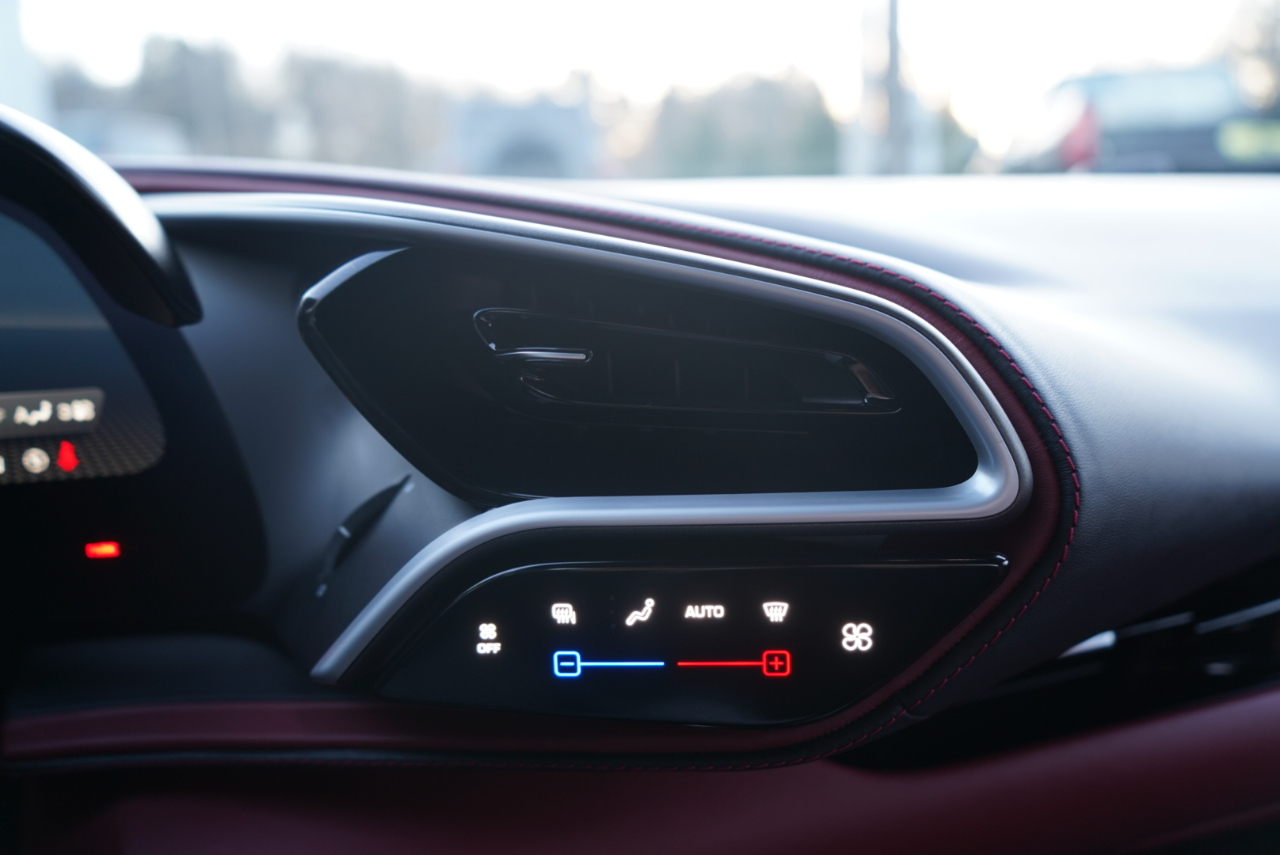 Ferrari 296 GTB Coupe 2024