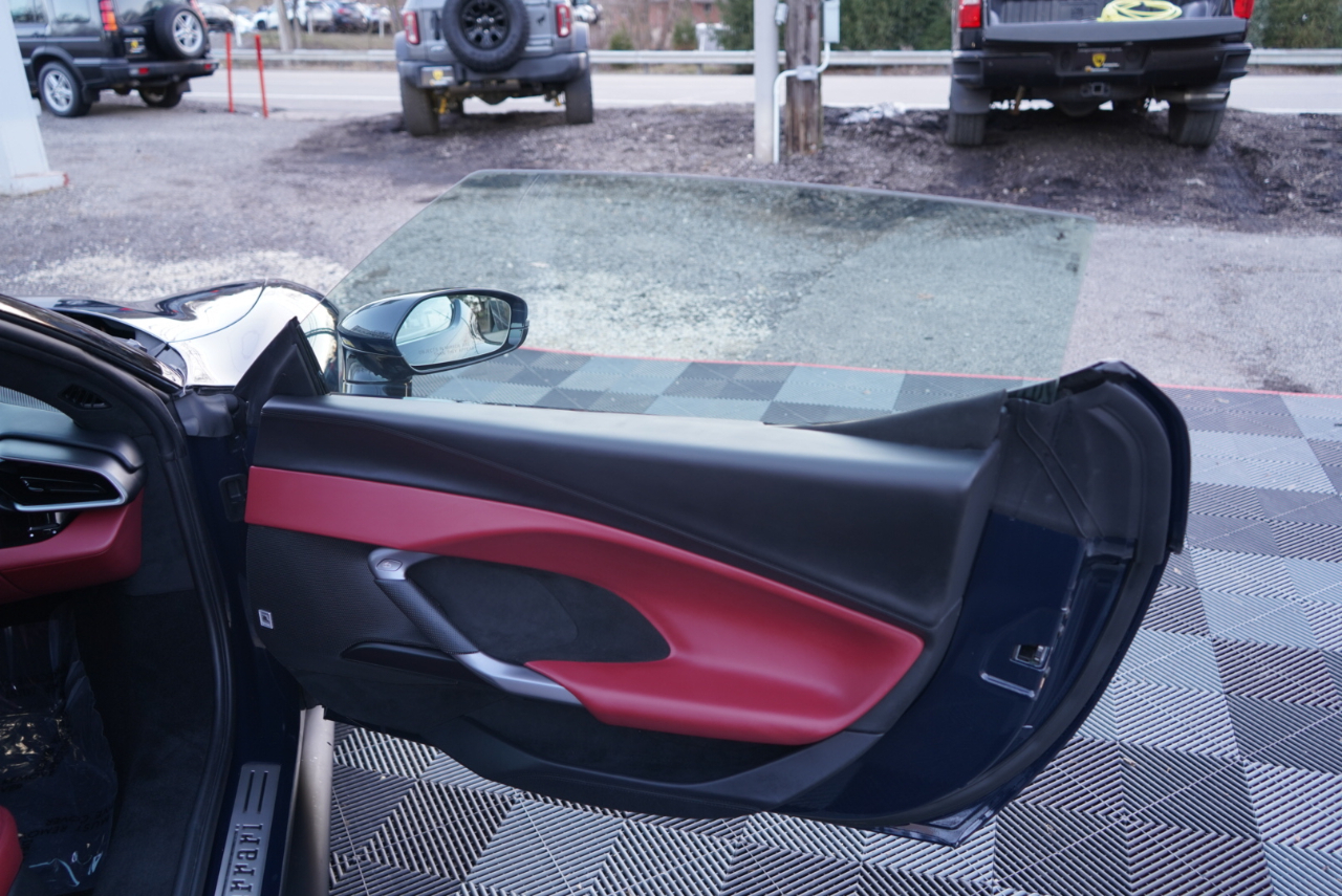 Ferrari 296 GTB Coupe 2024