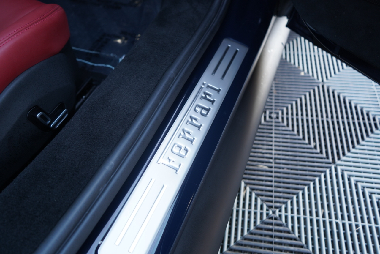 Ferrari 296 GTB Coupe 2024