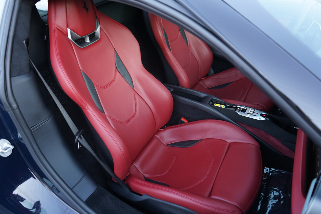 Ferrari 296 GTB Coupe 2024