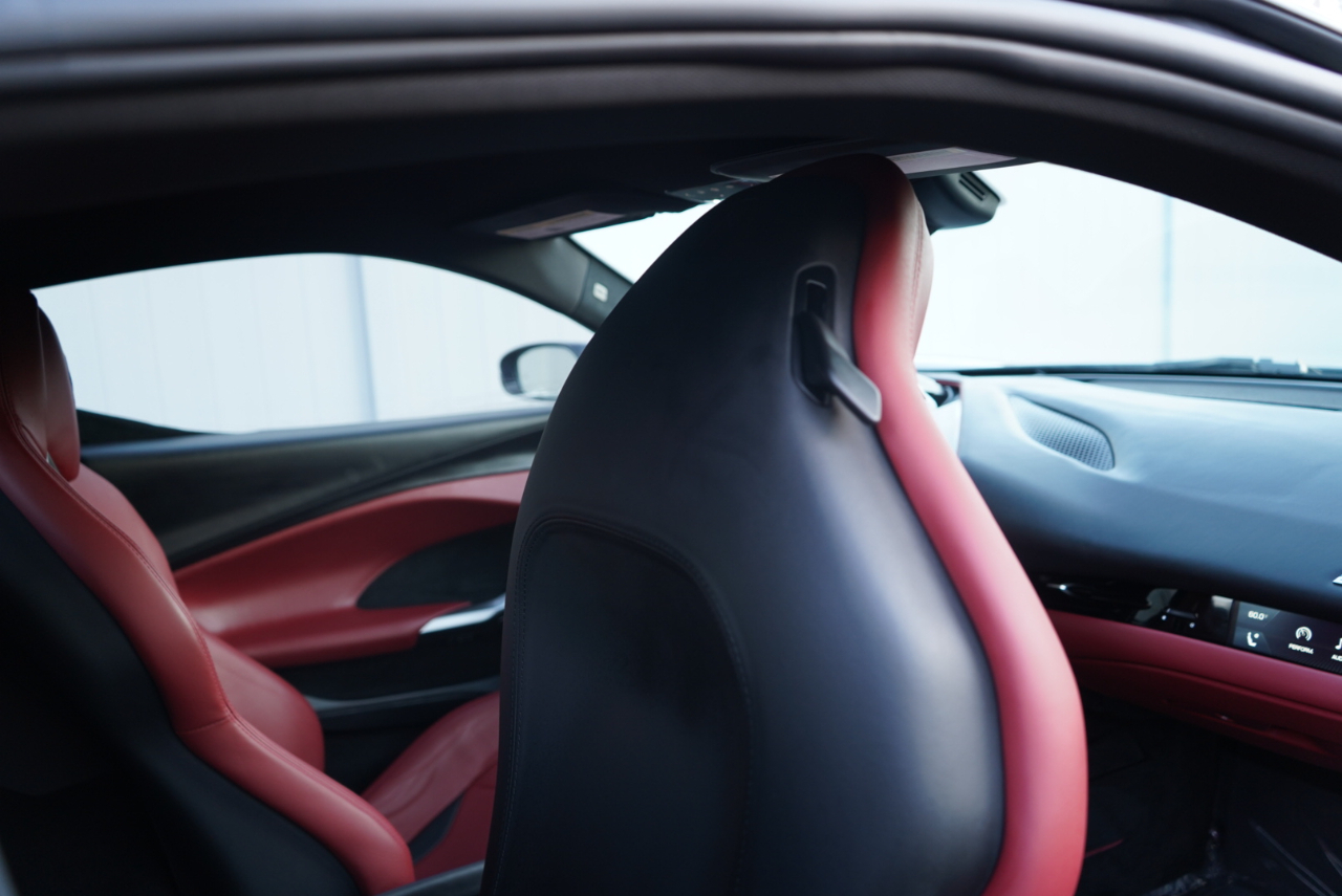 Ferrari 296 GTB Coupe 2024