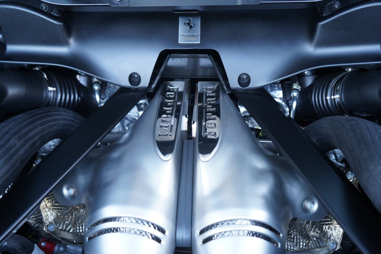 Ferrari 296 GTB Coupe 2024