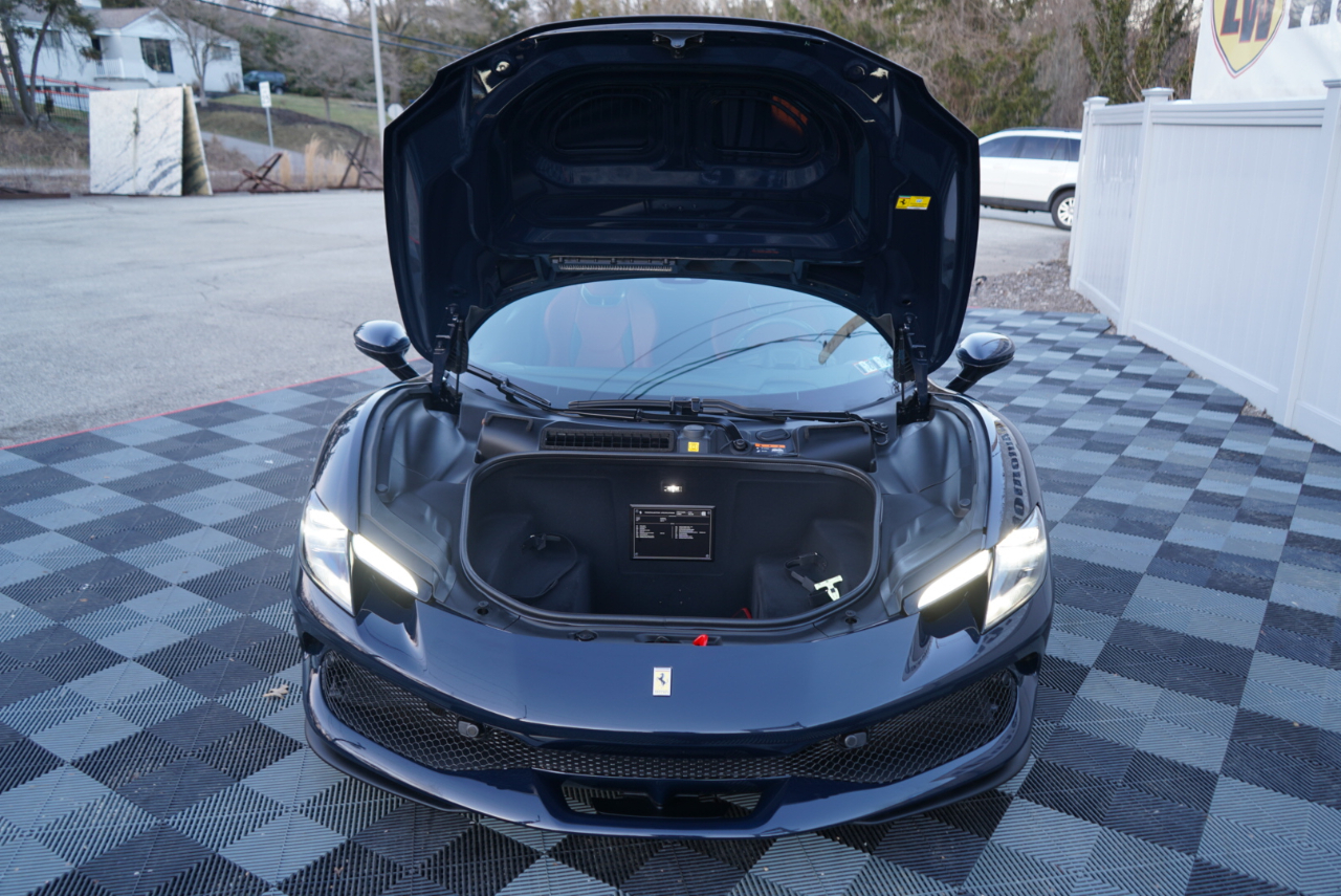 Ferrari 296 GTB Coupe 2024