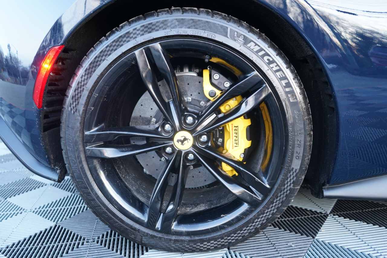 Ferrari 296 GTB Coupe 2024