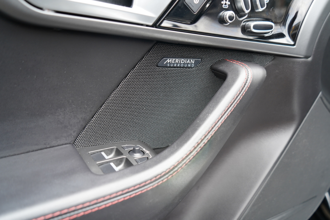 Jaguar F-Type Convertible Auto R AWD 2017