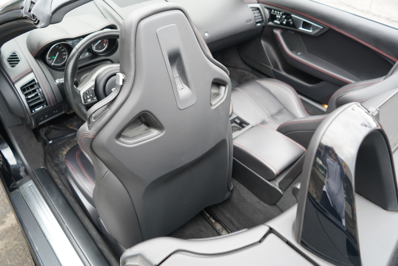 Jaguar F-Type Convertible Auto R AWD 2017