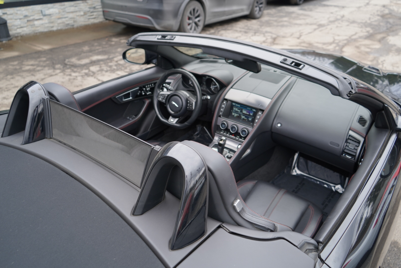 Jaguar F-Type Convertible Auto R AWD 2017