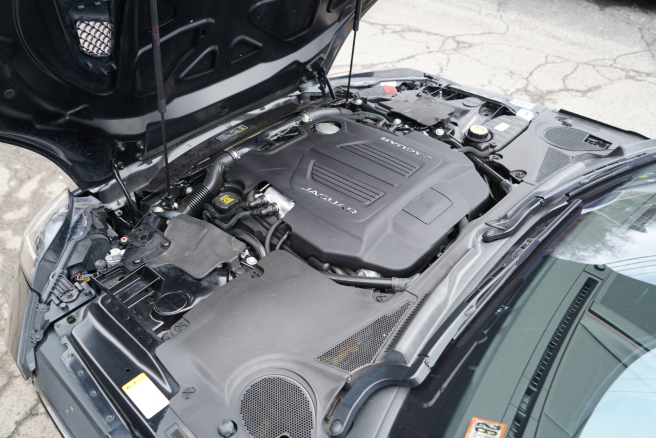 Jaguar F-Type Convertible Auto R AWD 2017