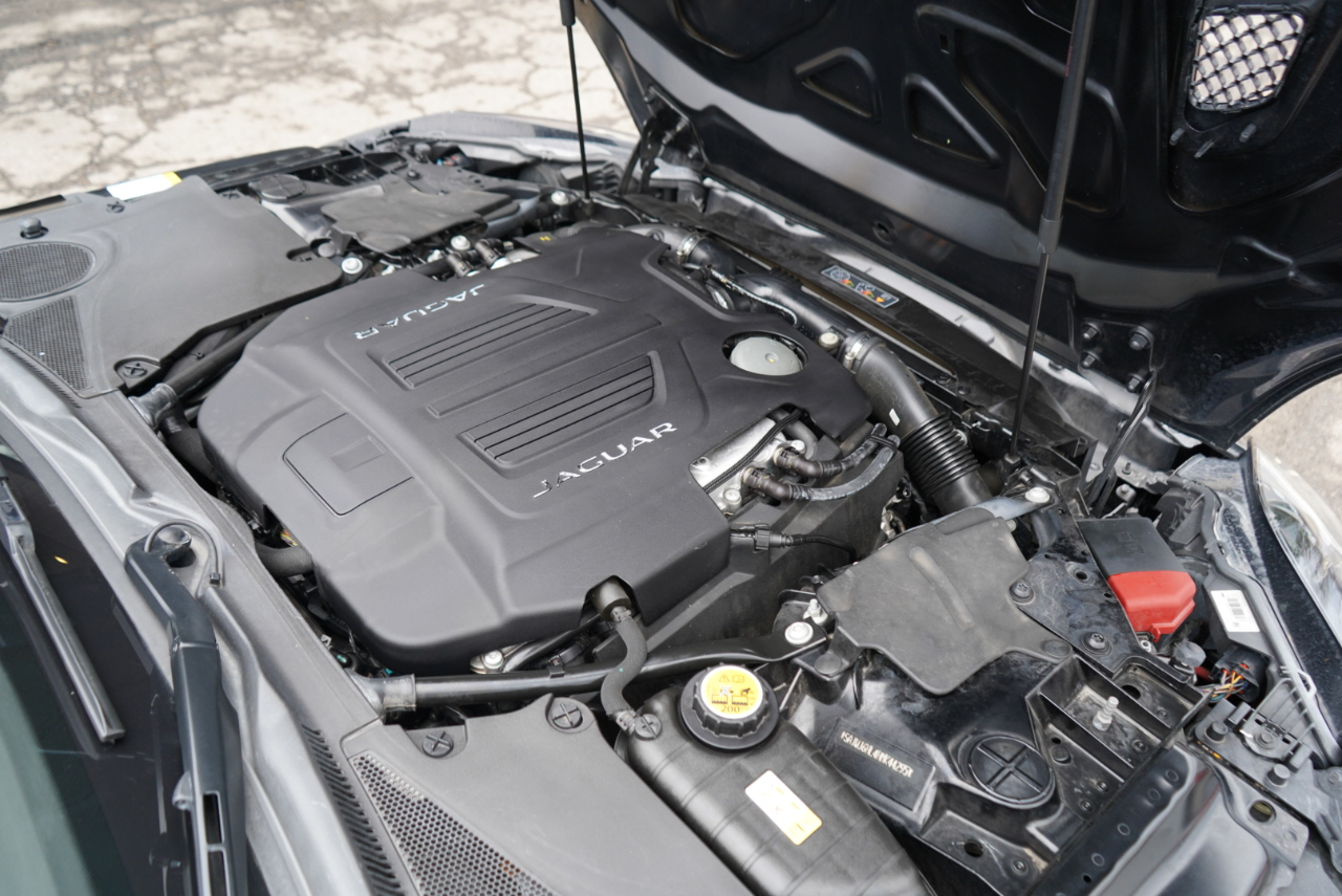 Jaguar F-Type Convertible Auto R AWD 2017