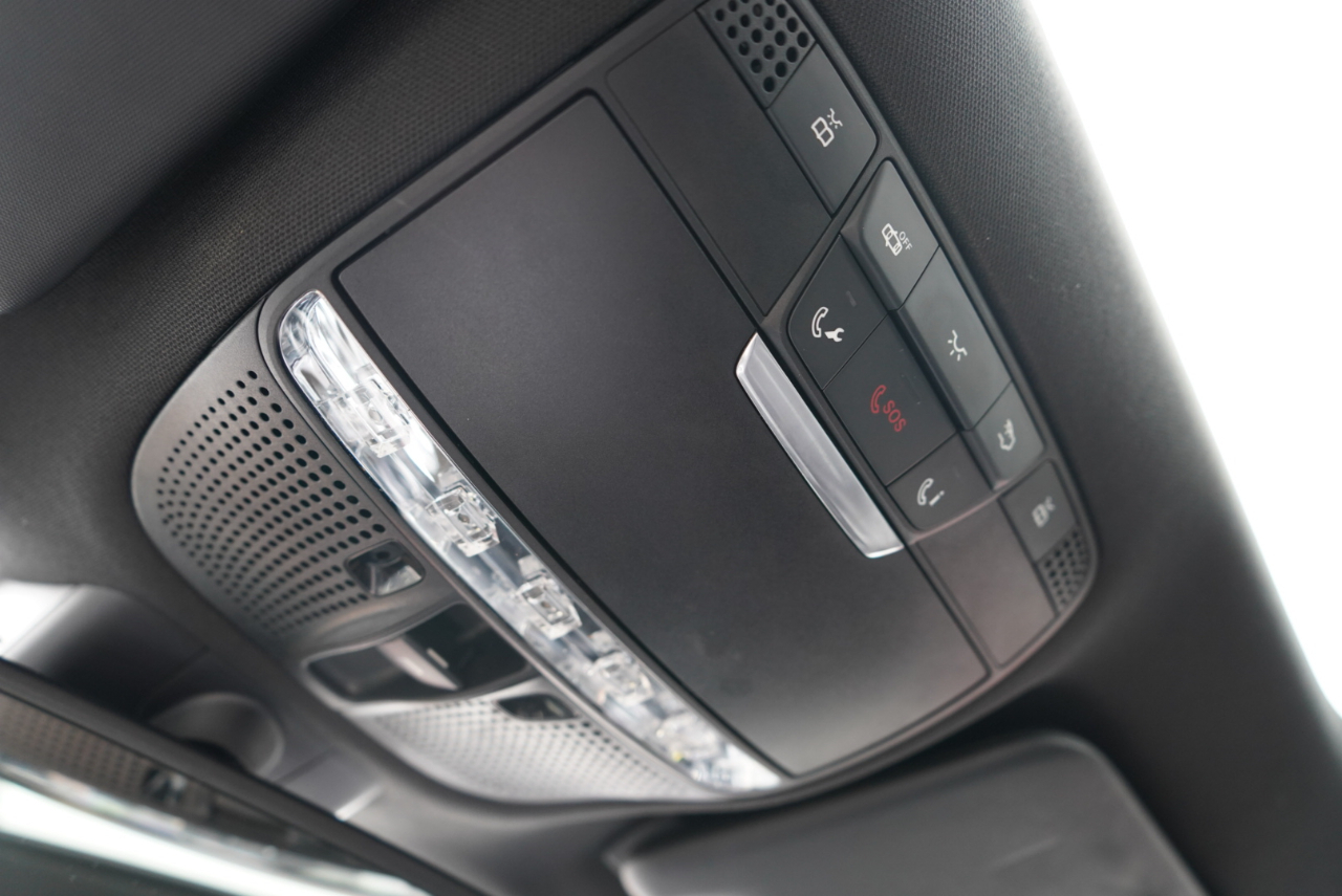 Mercedes-Benz C-Class 4dr Sdn C 300 4MATIC 2016