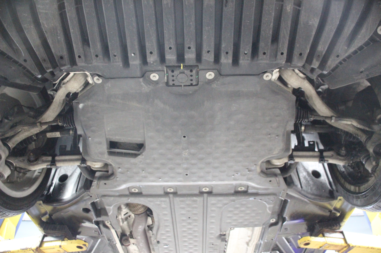 Mercedes-Benz C-Class 4dr Sdn C 300 4MATIC 2016